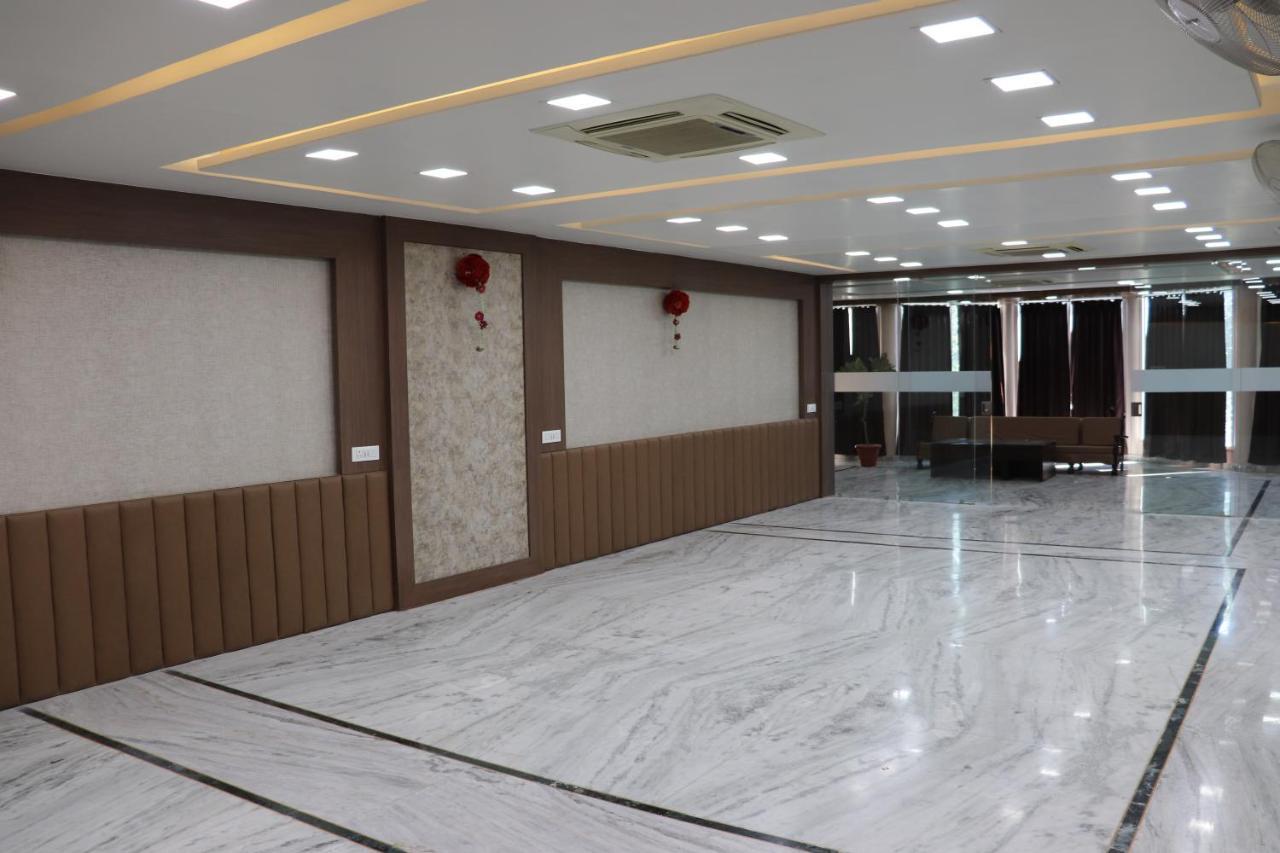 Hotel Ajmer Tower Esterno foto